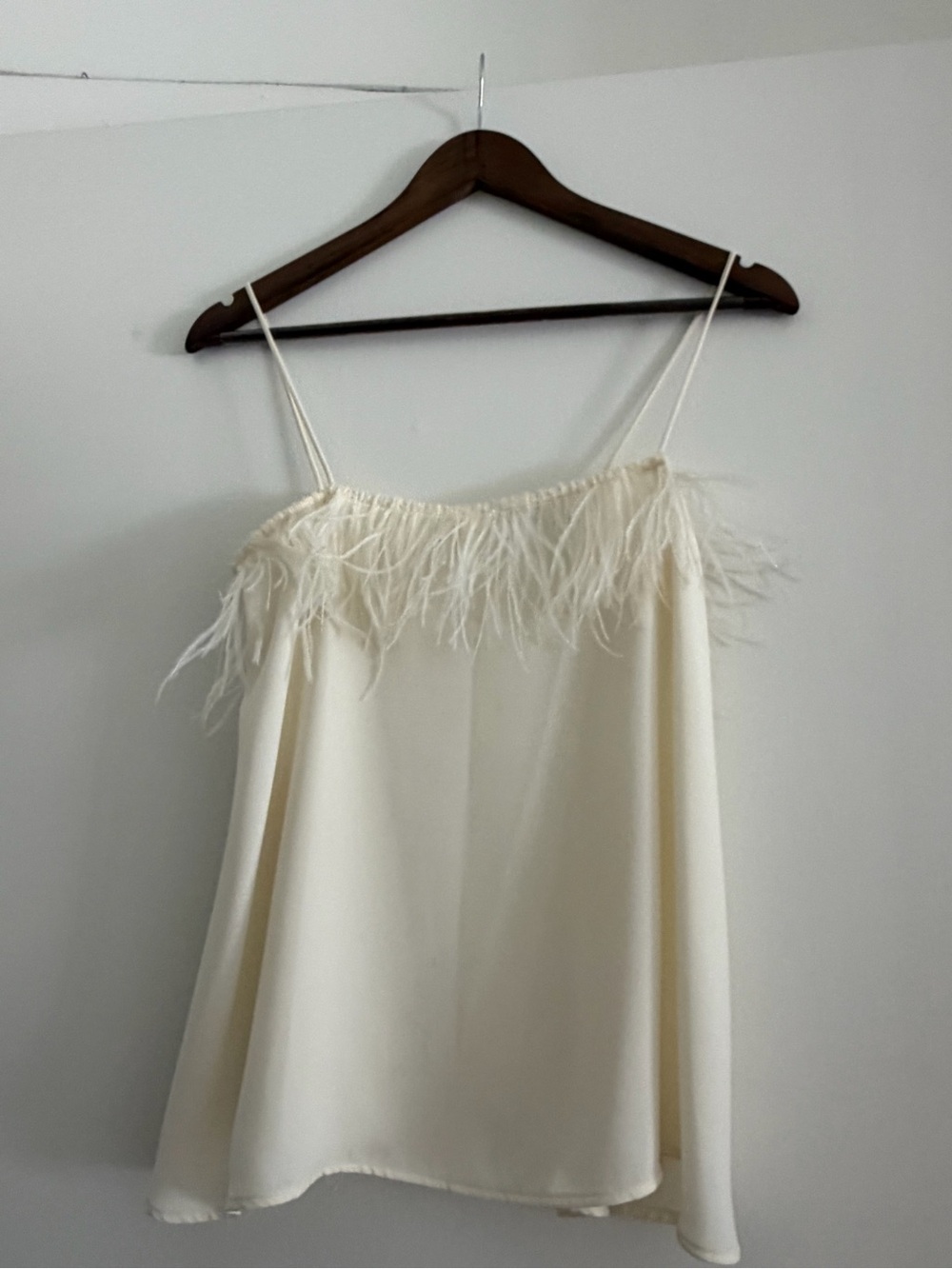 IC COLLECTION Ivory Feather-Trim Spaghetti Strap Camisole